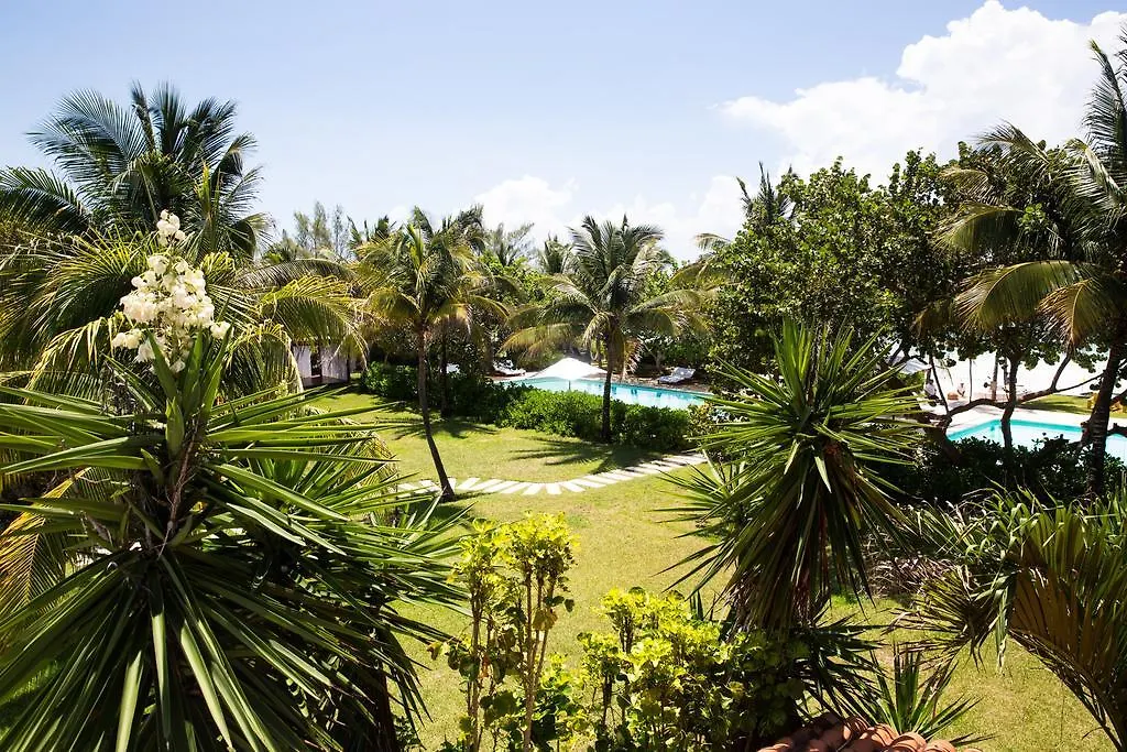 Hotel Esencia Xpu Há