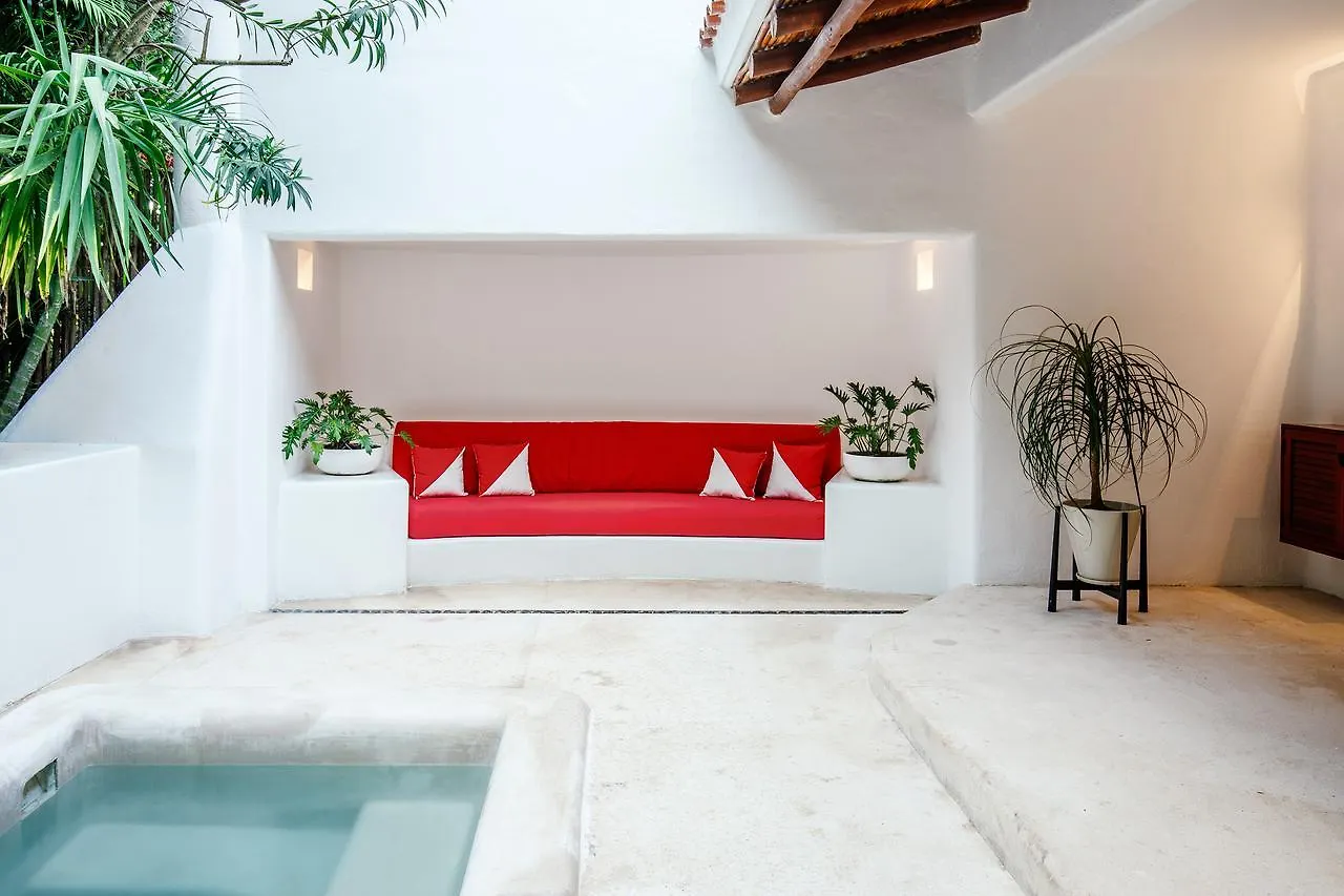 Hotel Esencia Xpu Há 5*,